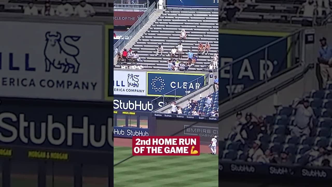 Josh Bell leaves the yard AGAIN! This time, from the other side of the plate 😲