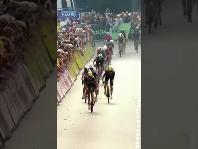 Happy Birthday to Marianne Vos! 🐐 Let’s enjoy her opening stage win at the Tour de France Femmes 👏💛