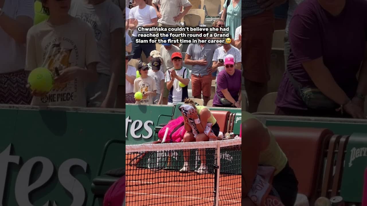 Maja Chwalińska is in her prime 🔥🎾 #rolandgarros
