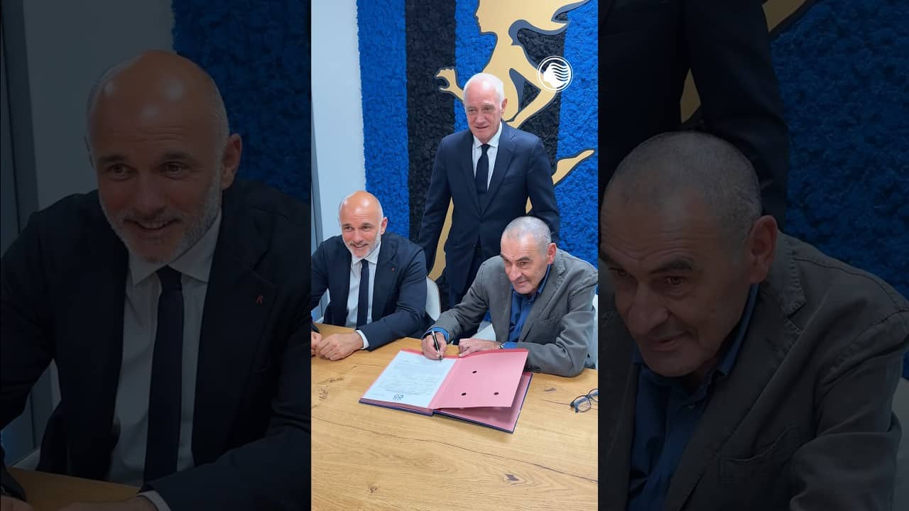 Maurizio Sarri è il nuovo allenatore dell’Atalanta ⚫️🔵