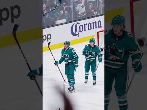 CHERNYSHOV OPENS UP THE SCORING! 🚨#hockey #nhl #sharks
