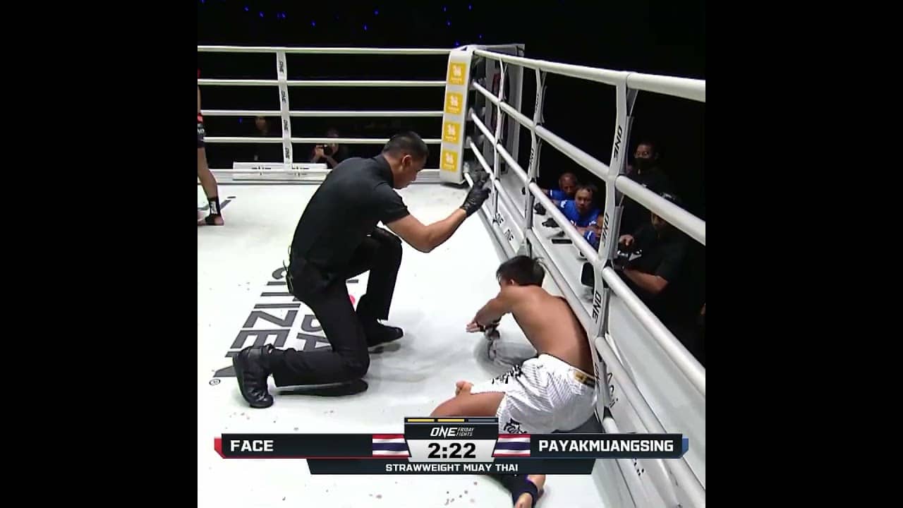 FEROCIOUS 💥 Face drops Payakmuangsing three times in Round 2 for the TKO!