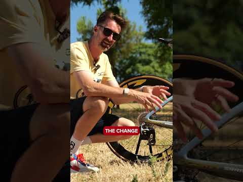 Tom Pidcock Pinarello Dogma F 🩵💛