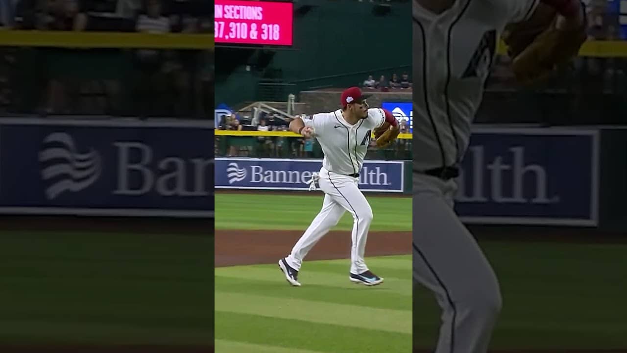 Nolan Arenado barehand plays are a thing of beauty 🤩