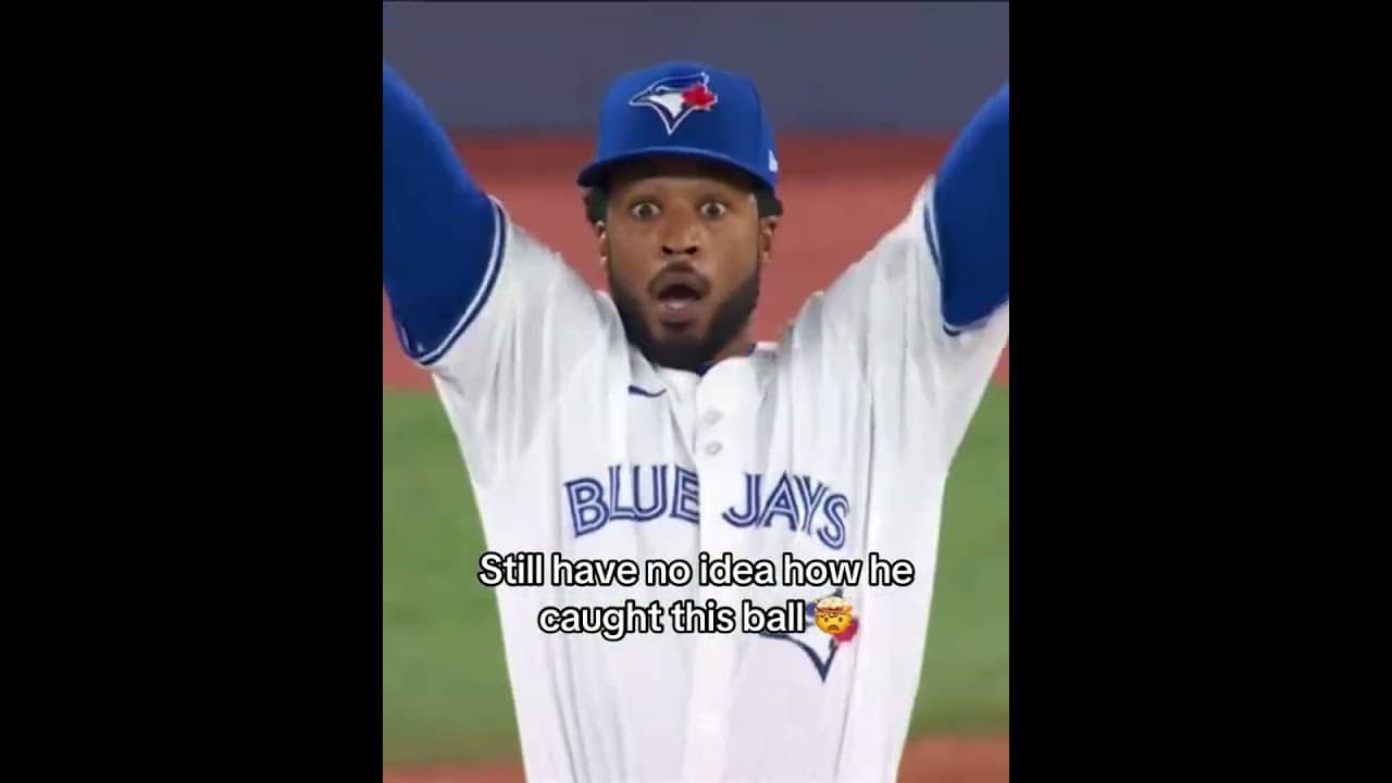 When Daulton Varsho made this unreal catch 😳🔥
