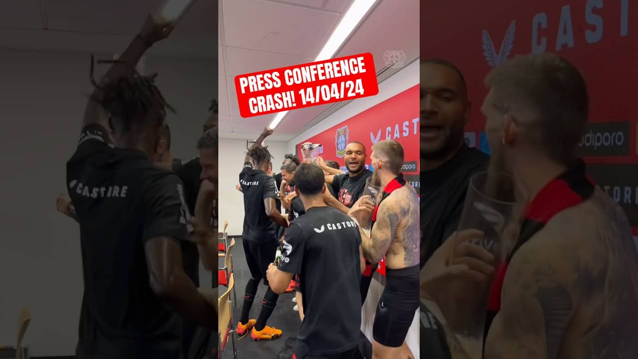 This is how you crash a press conference! 🏆🍺😂