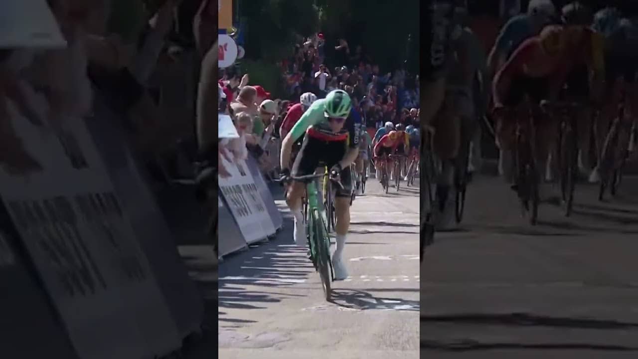 Paul Seixas conquers the mighty Mur de Huy ⚡️The young Frenchman continues to impress this season! 🫡