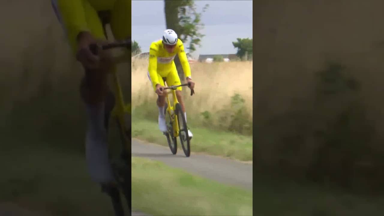 Mathieu van der Poel is too cool with it… in yellow too 😎💛