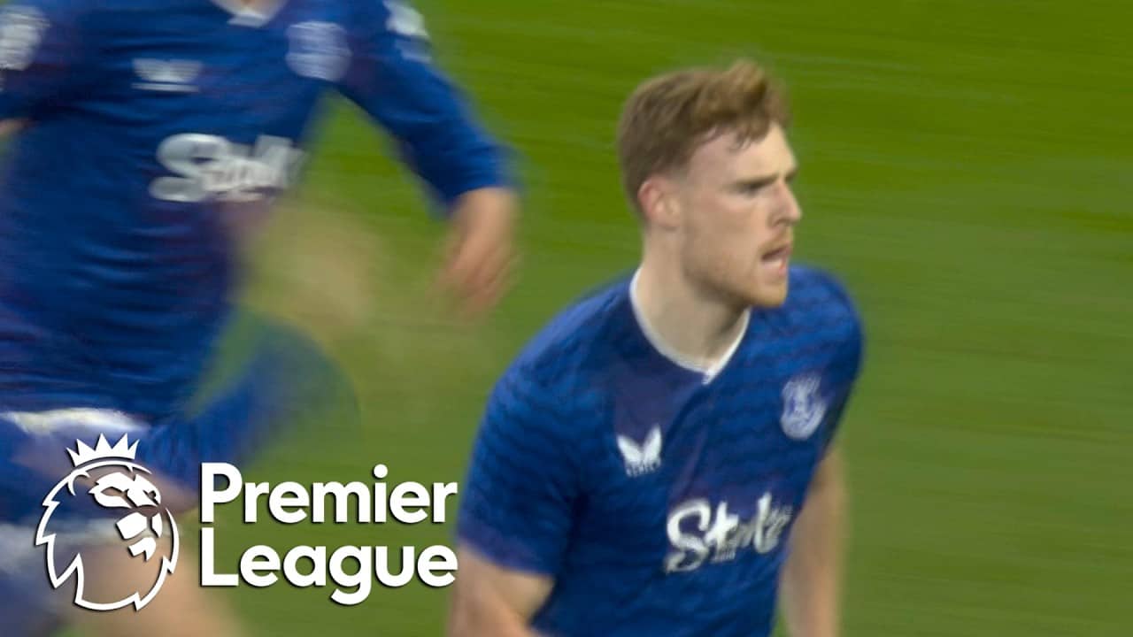 Jake O'Brien heads Everton 2-1 in front of Manchester City | Premier League | NBC Sports