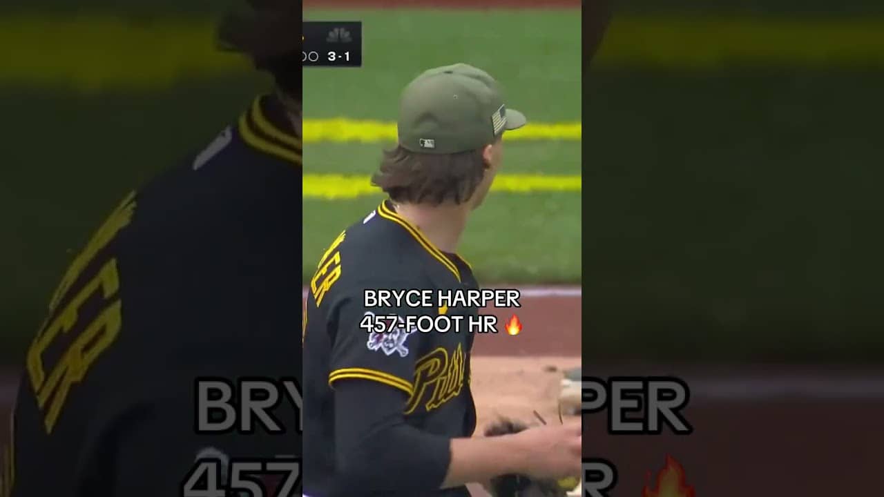 Bryce Harper sent this one 😮‍💨 (via @MLB/TT, @nbcsphilly/TT)