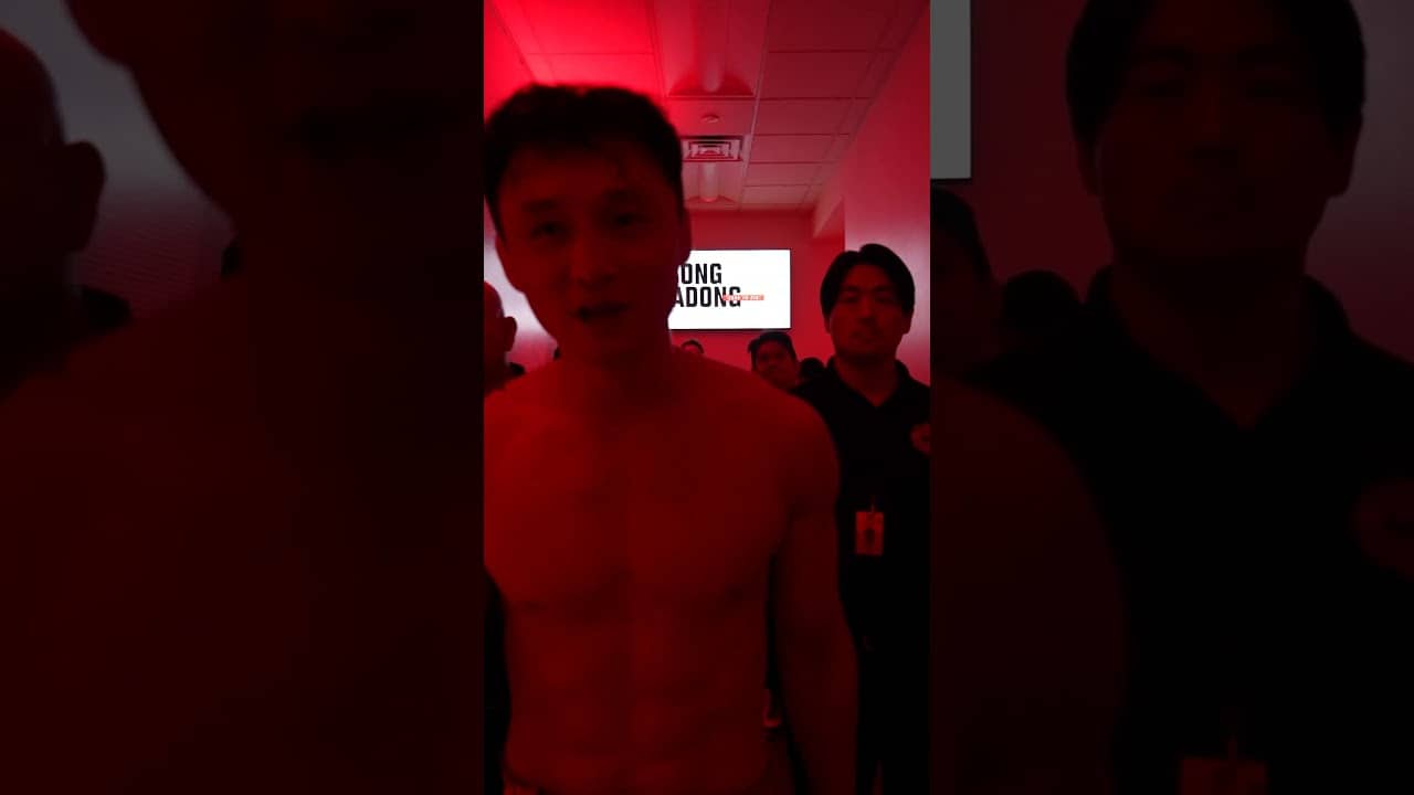 2R에 뒤집었다! 힘든 싸움 이겨낸 최두호👍 #UFCVegas117