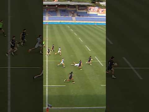 A beautiful team try by England U20 Men 👏 Watch the #WorldRugbyU20s LIVE on Rugby Pass TV.
