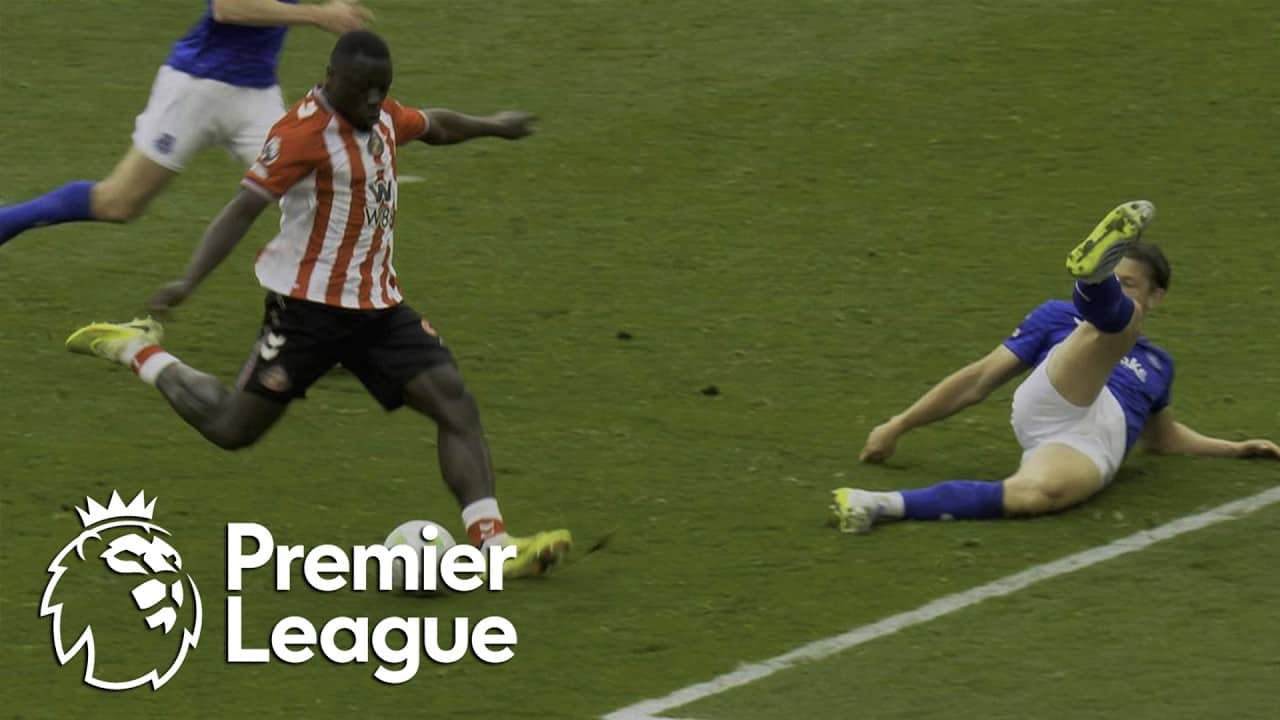 Brian Brobbey outmuscles Everton's defense to bring Sunderland level | Premier League | NBC Sports