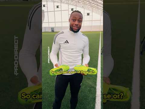 Semenyo trying to steal our boots 😆 #manchestercity #mancity #premierleague #semenyo