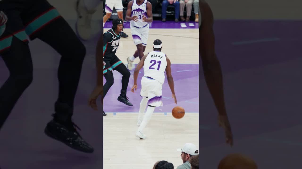 THAT'S  💨 JAZZ 💨 BASKETBALL