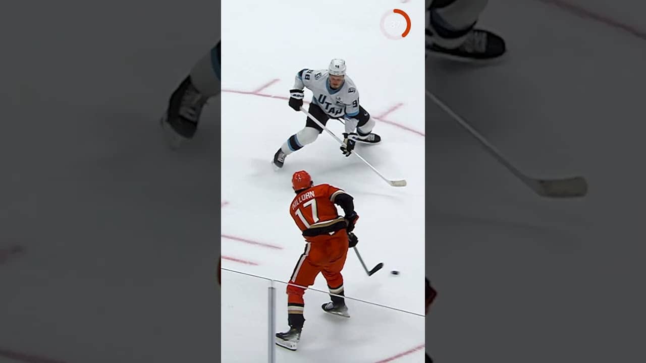 One minute of one of the Calder Trophy finalists, Beckett Sennecke 🦆