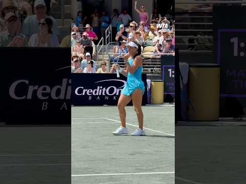 BACK TO BACK 🏆👏Jessica Pegula defends her title in Charleston!