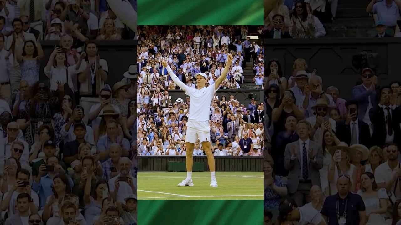 When two young legends met on Centre Court 🤩