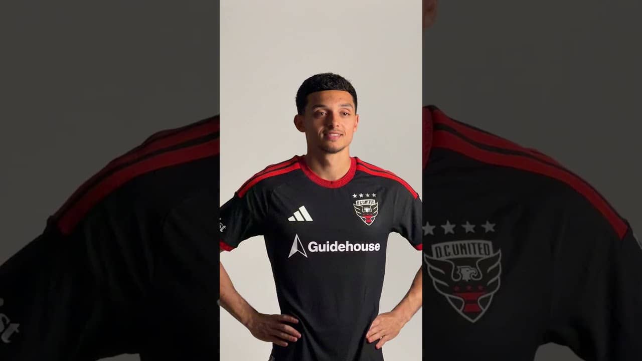 Behind the scenes with our new favorite Brit 🏴󠁧󠁢󠁥󠁮󠁧󠁿  #dcunited #football #soccer #mls