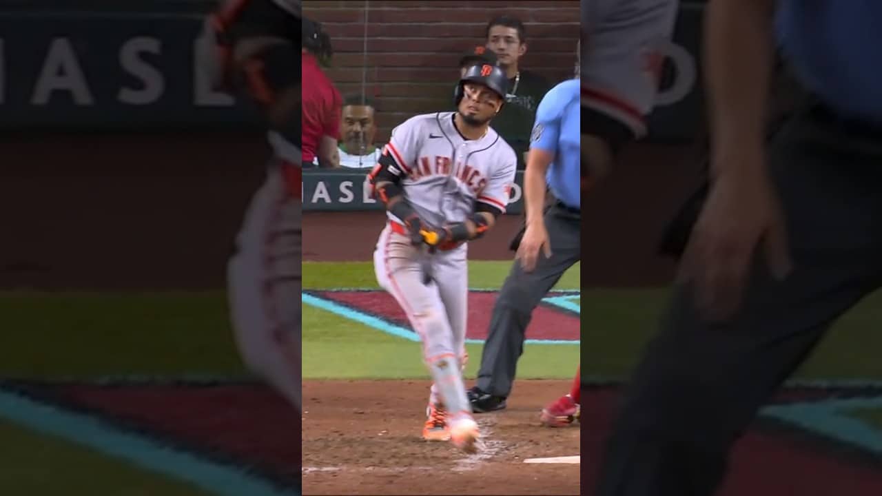Luis Arraez no-doubt home run!