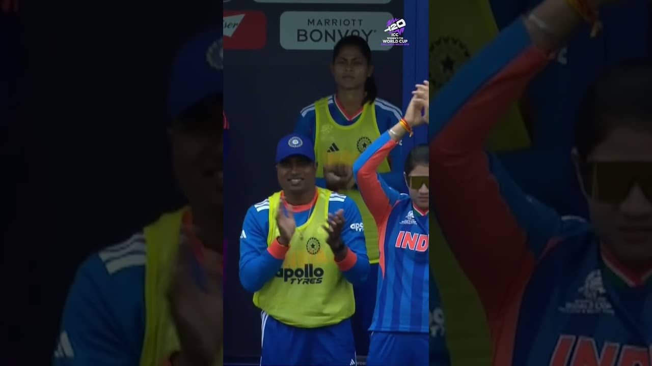 Watch Smriti Mandhana's sublime knock in her @aramco POTM highlights 📹