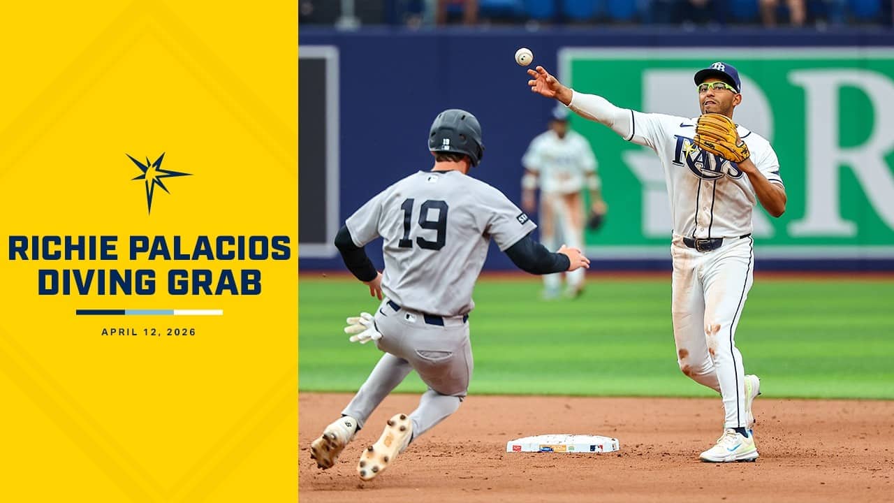Richie Palacios Incredible Dive & Throw