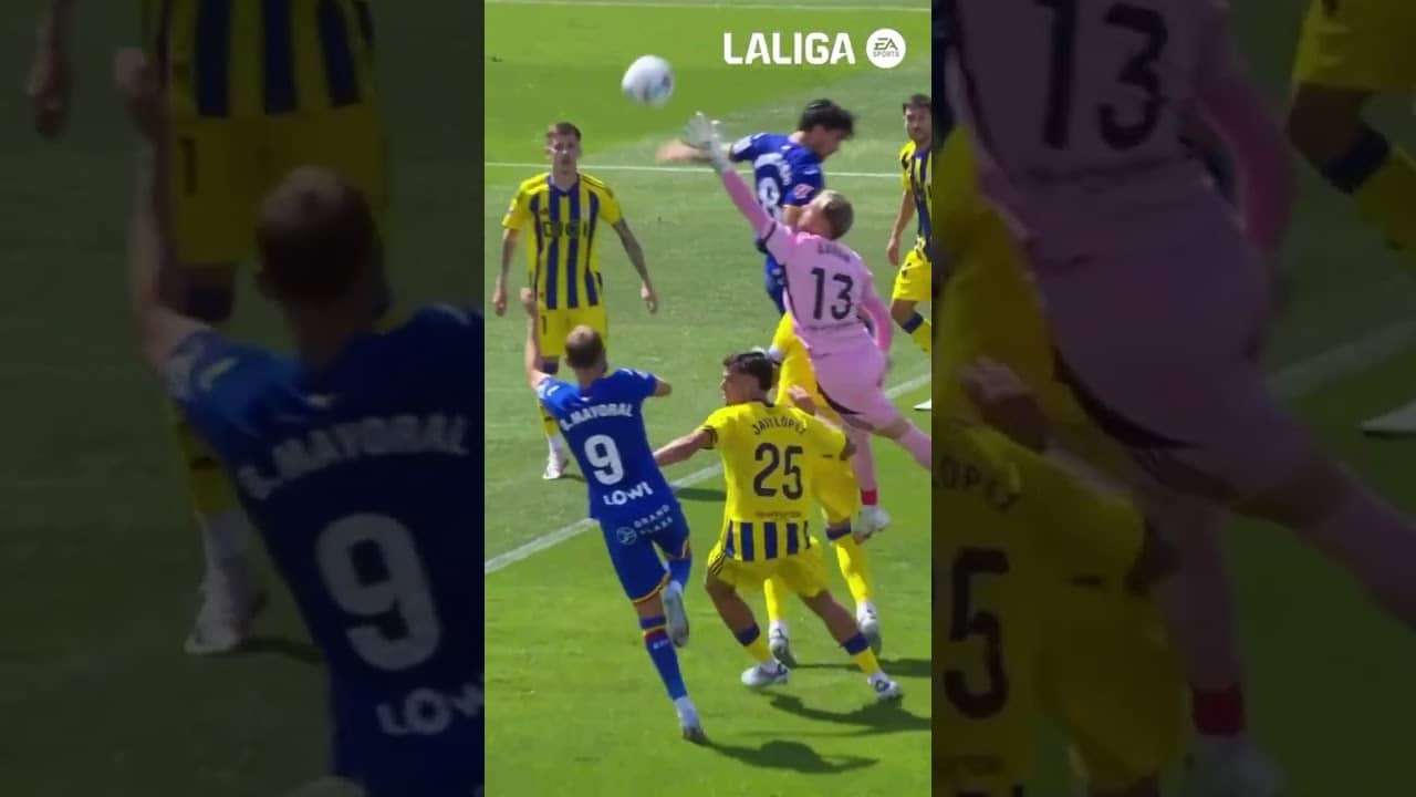 Borja Mayoral siempre con la caña preparada. #laligahighlights  | #GetafeRealOviedo | #futbol | #Gol