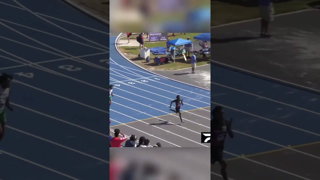 Westwood repping South Carolina winning Florida Relays in 1:22.95!