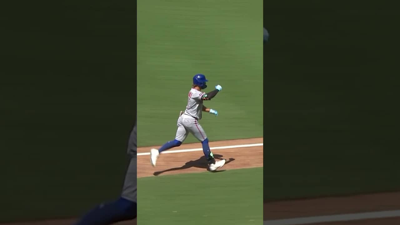 MJ Melendez goes yard! 💪