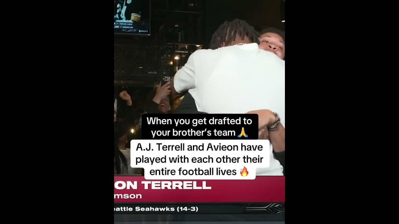 The Falcons drafted A.J. Terrell's brother, Avieon Terrell No. 48 overall 🥹