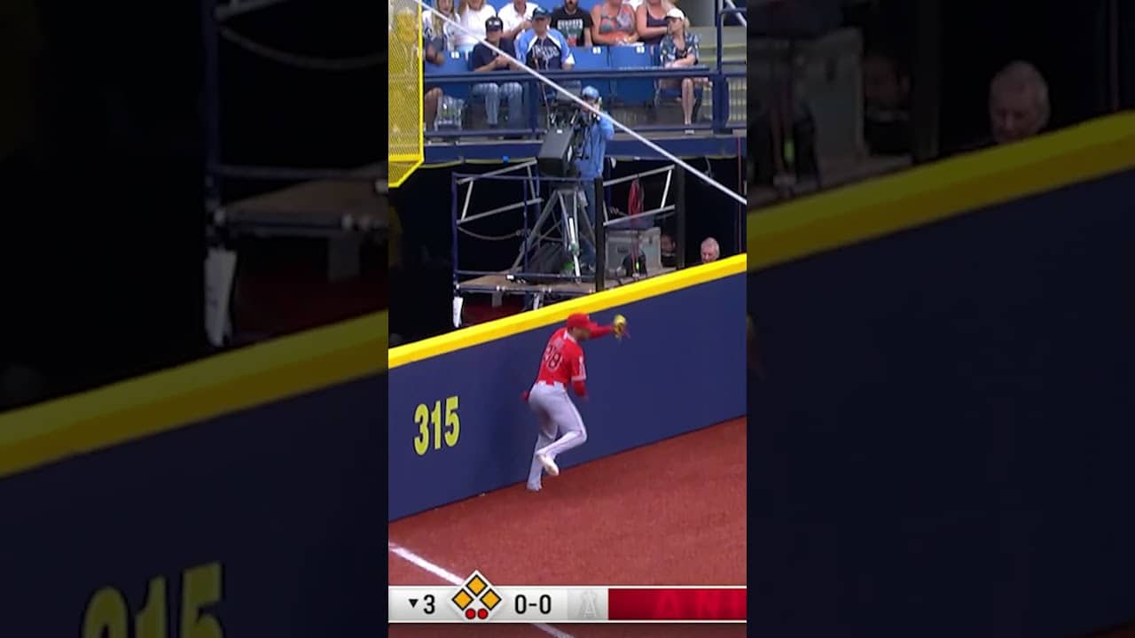Jose Siri robs a GRAND SLAM against his former club 🤯