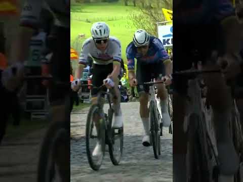 Tadej Pogacar drops the hammer and drops Remco Evenepoel on the Paterberg 🔨
