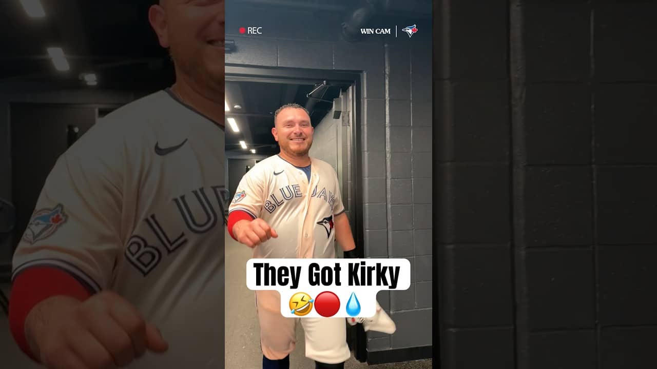 You gotta love Myles Straw and Alejandro Kirk’s bromance 🤣 #MLB #Toronto #BlueJays
