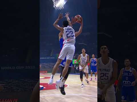 Rhenz Abando rises up and blocks Giampaolo Ricci 🚫#FIBAWC