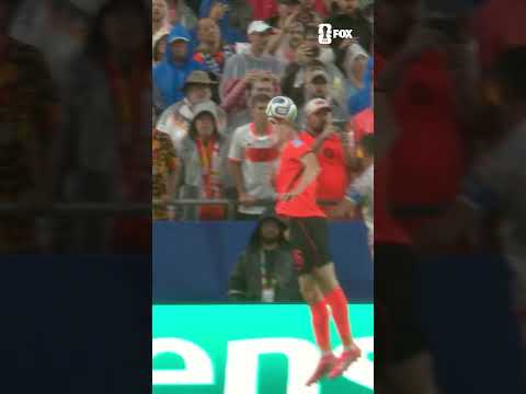 Netherlands restores its two-goal lead off the corner