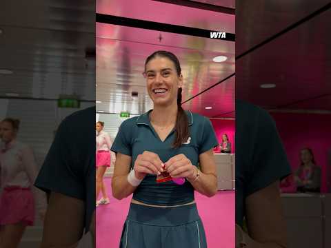 Celebrating her birthday with a first-round win 🥳#WTA #WTALinz #SoranaCirstea