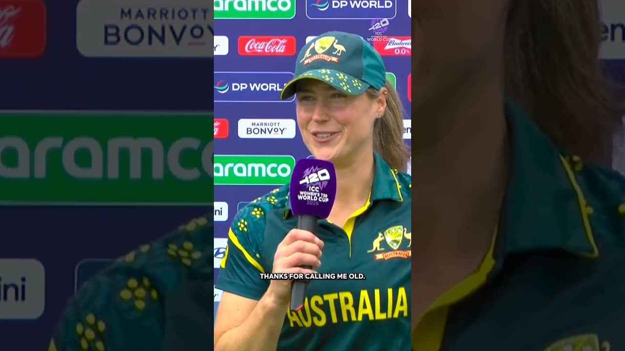 Impeccable timing as always from Ellyse Perry 😅 #T20WorldCup