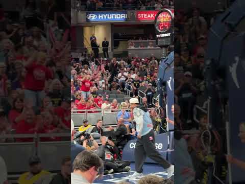 Tyrese Haliburton with the Assist at Tonight's Indiana Fever Game 😂😂