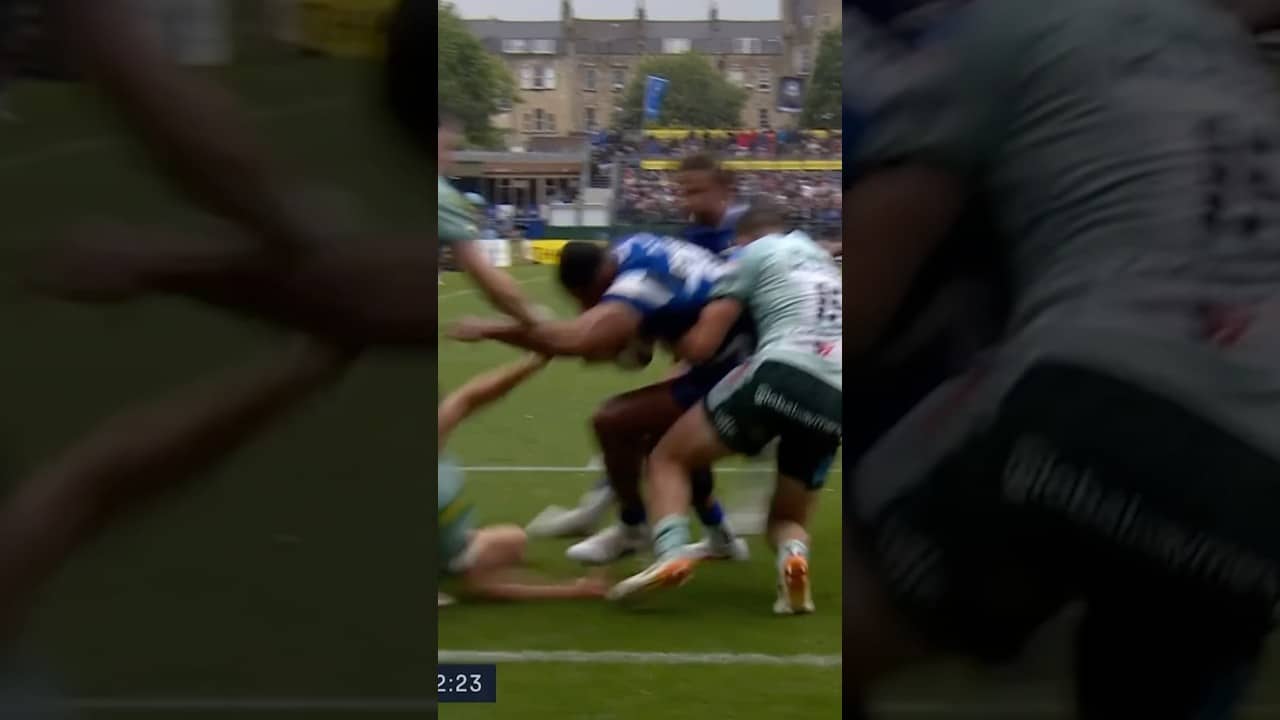 Joe Cokanasiga is simply unstoppable 💪 | @PREM-Rugby | #PREMRugby