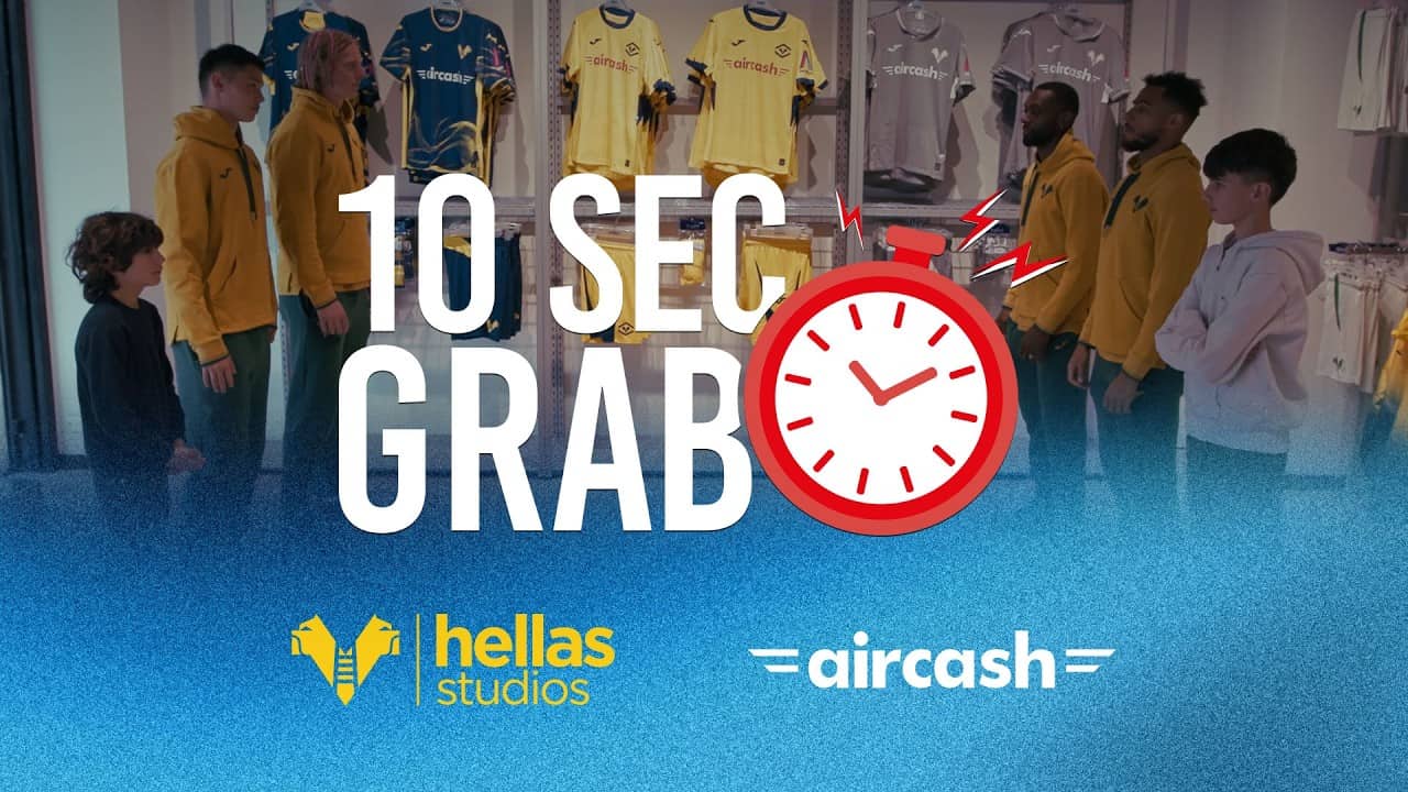 10-second grab challenge with Aircash 💛​💙​