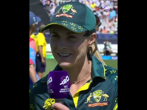 It's Sophie Molineux who wins the toss and Australia bowl first in the #T20WorldCup Final 👀