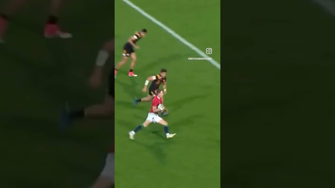 Liam Williams coming through ⚡️