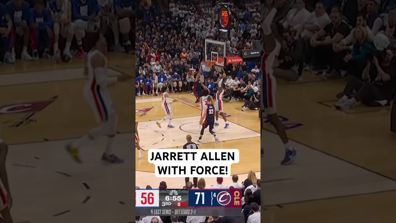 Jarrett Allen angry at the rim!