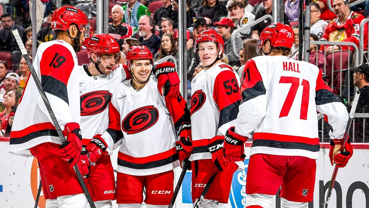 Carolina Hurricanes at Chicago Blackhawks | Game Highlights | 4.9.2026