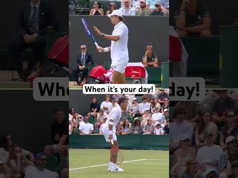 The net was on Alex De Minaur’s side 👀🫣