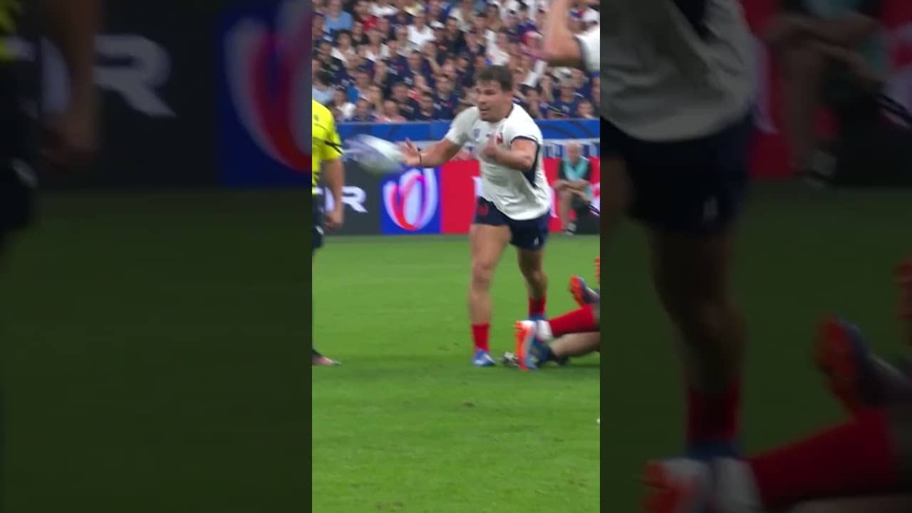 Damian Penaud with the diving finish against New Zealand in #RWC2023  #rugby #shorts