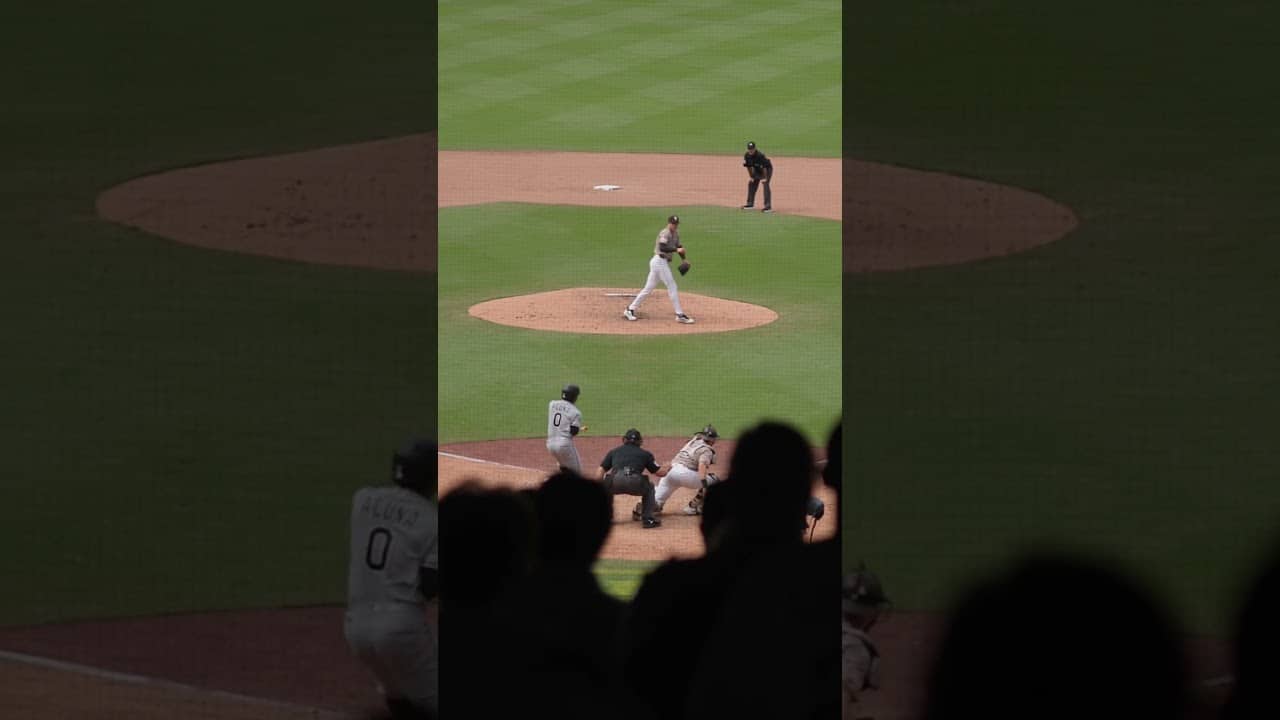Mason Miller putting on another show for the Petco Park crowd🔥