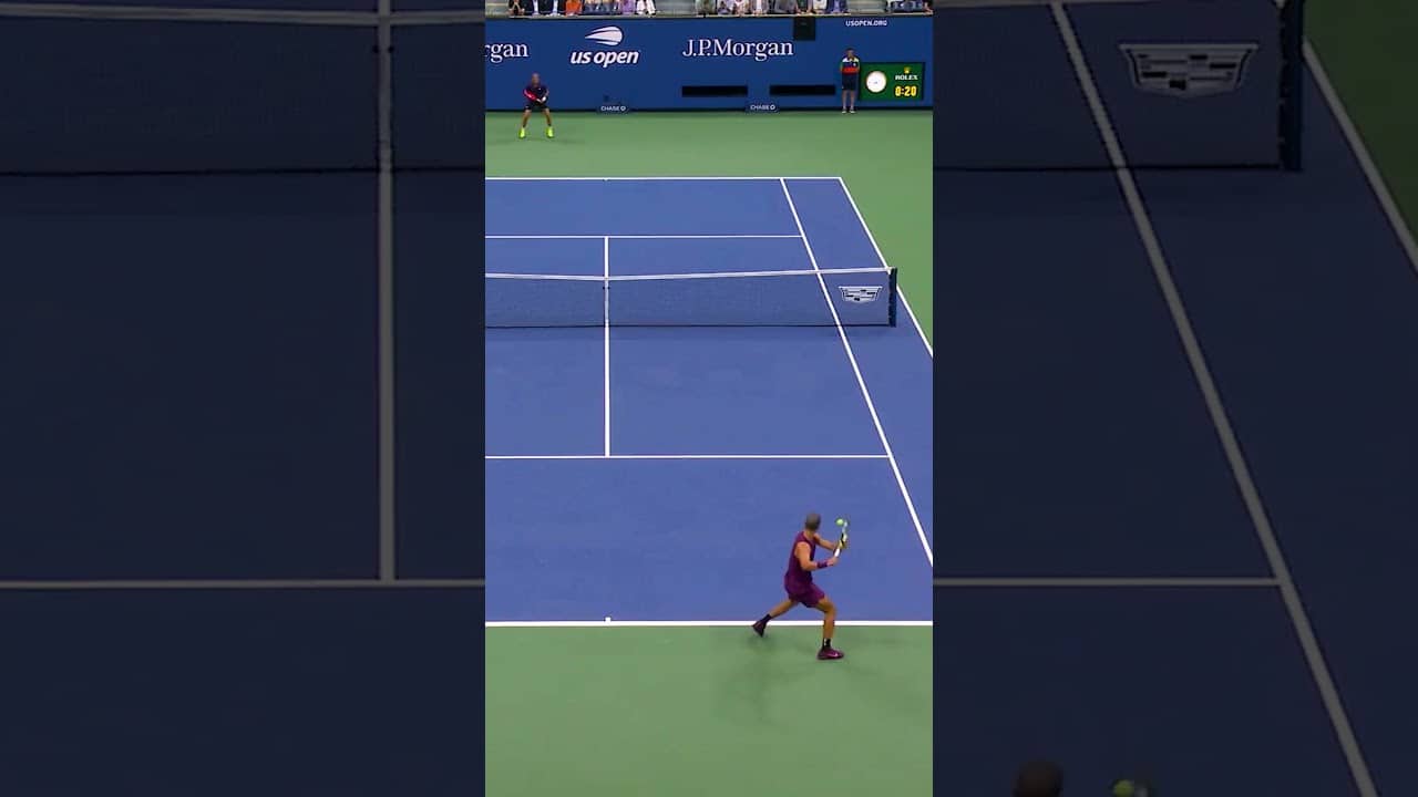 CLINICAL net play from Alcaraz!