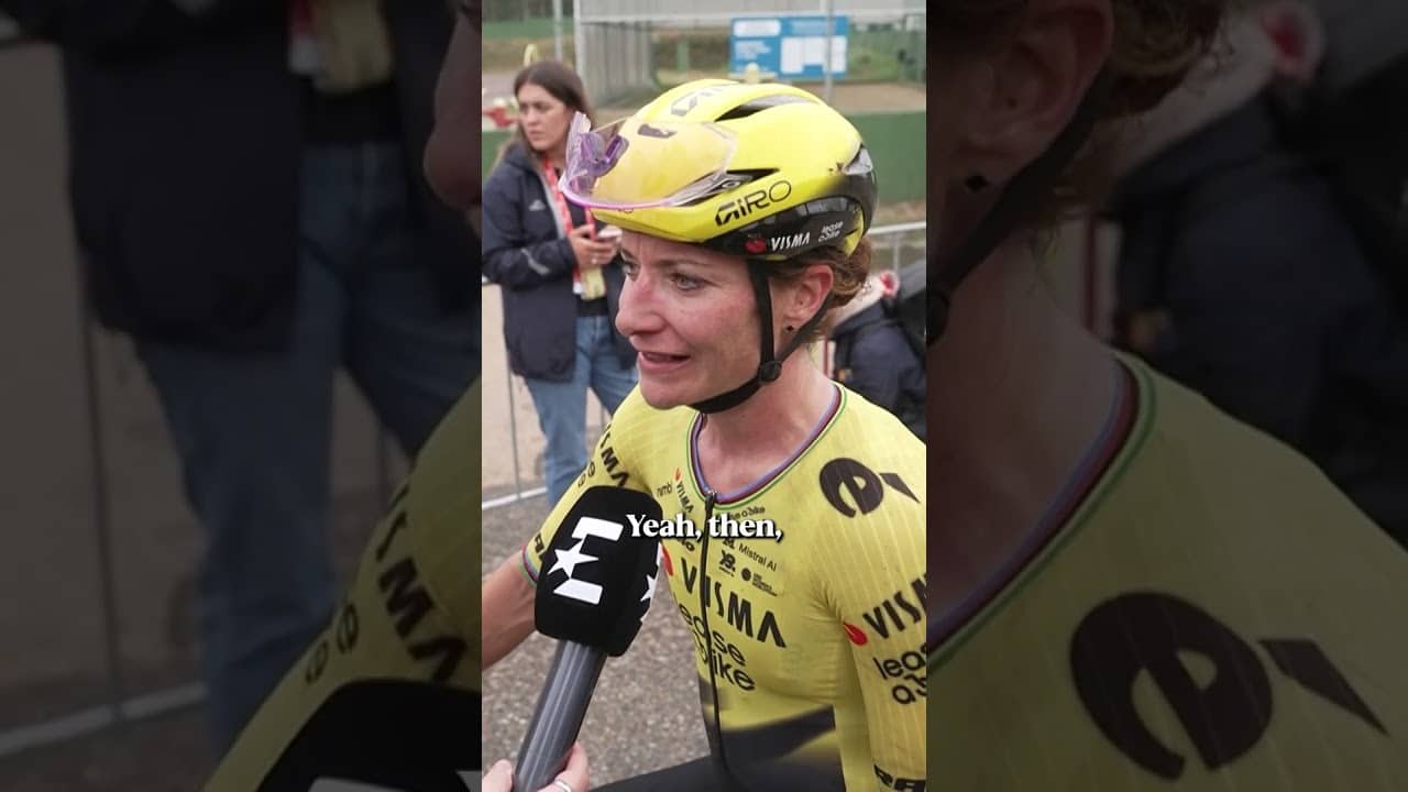 Marianne Vos sprinted to seventh place with broken collarbone 😳
