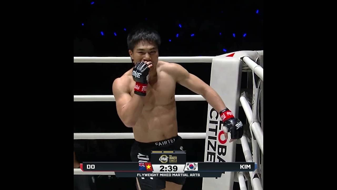 DESTROYER 🧨 Viet Anh Do stops Kyungjung Kim for his fifth straight knockout in ONE!